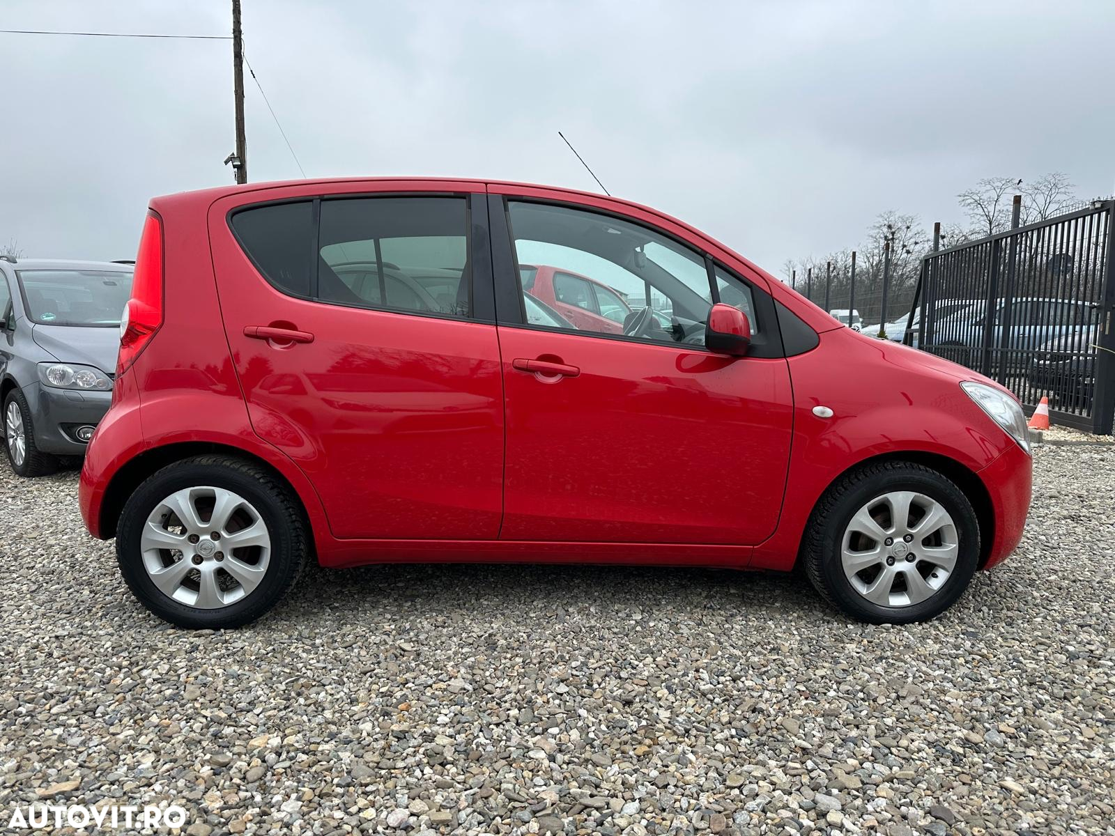 Opel Agila 1.2 Automatik Enjoy - 10