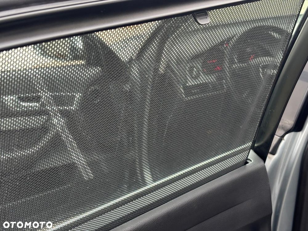 Audi A6 Avant 2.0 TDI Multitronic - 27