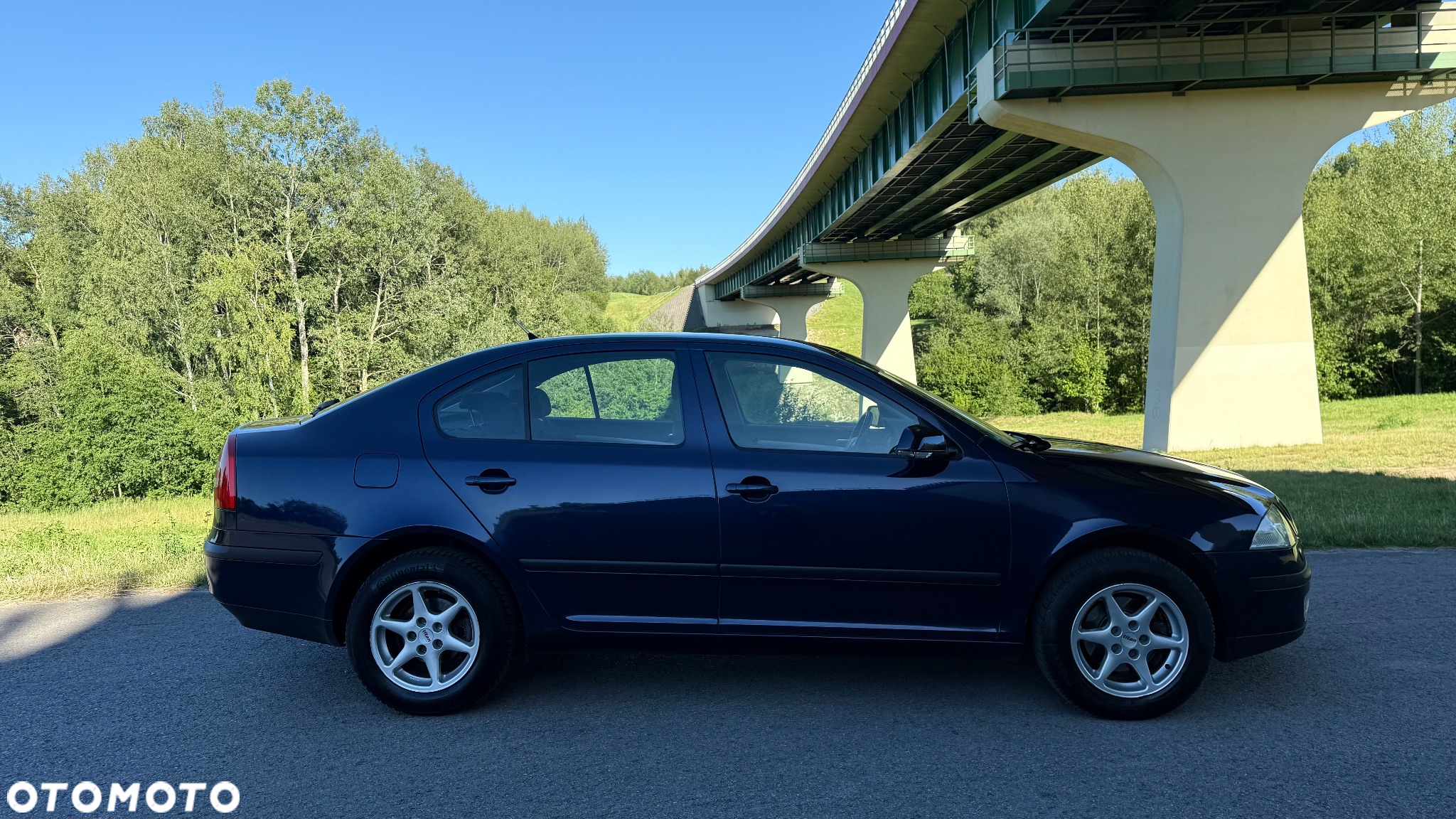 Skoda Octavia 1.6 FSI Ambiente - 24