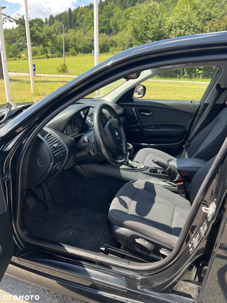 BMW Seria 1 116d - 14