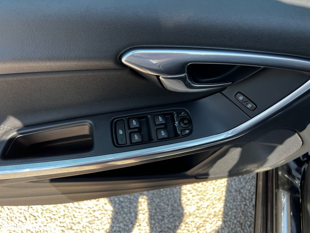Volvo V60 D4 - 17