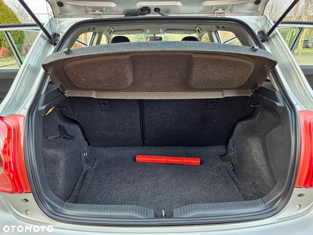 Toyota Auris 1.33 VVT-i Luna - 22