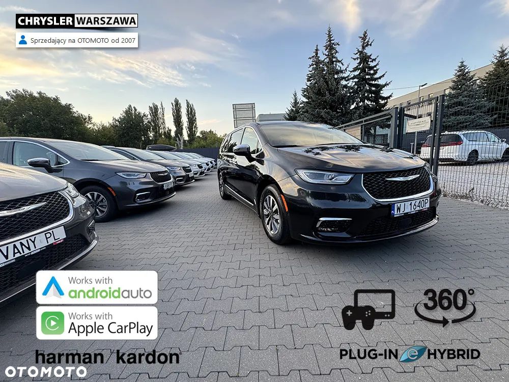 Chrysler Pacifica - 2