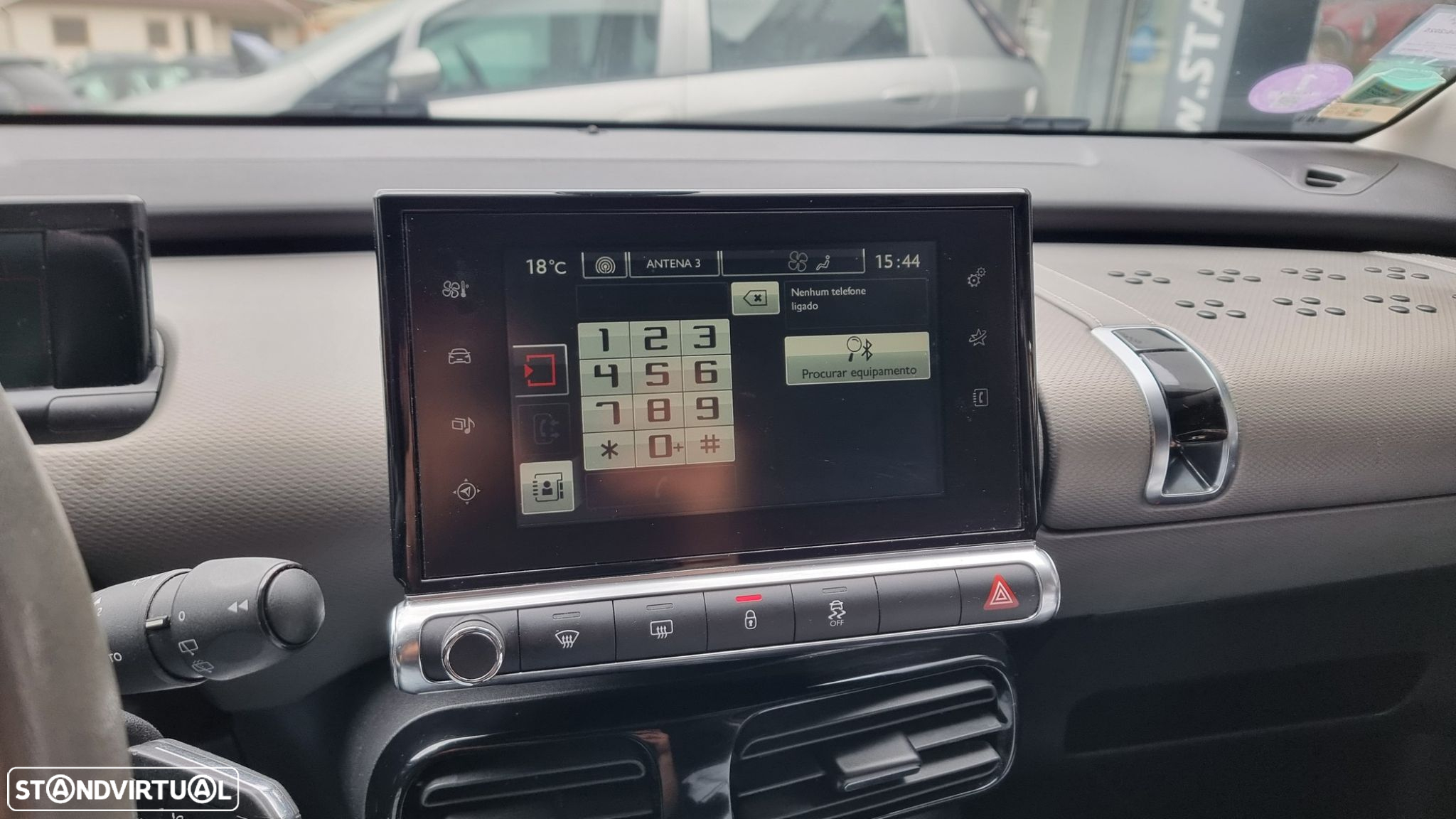 Citroën C4 Cactus 1.2 PureTech Shine EAT6 - 22