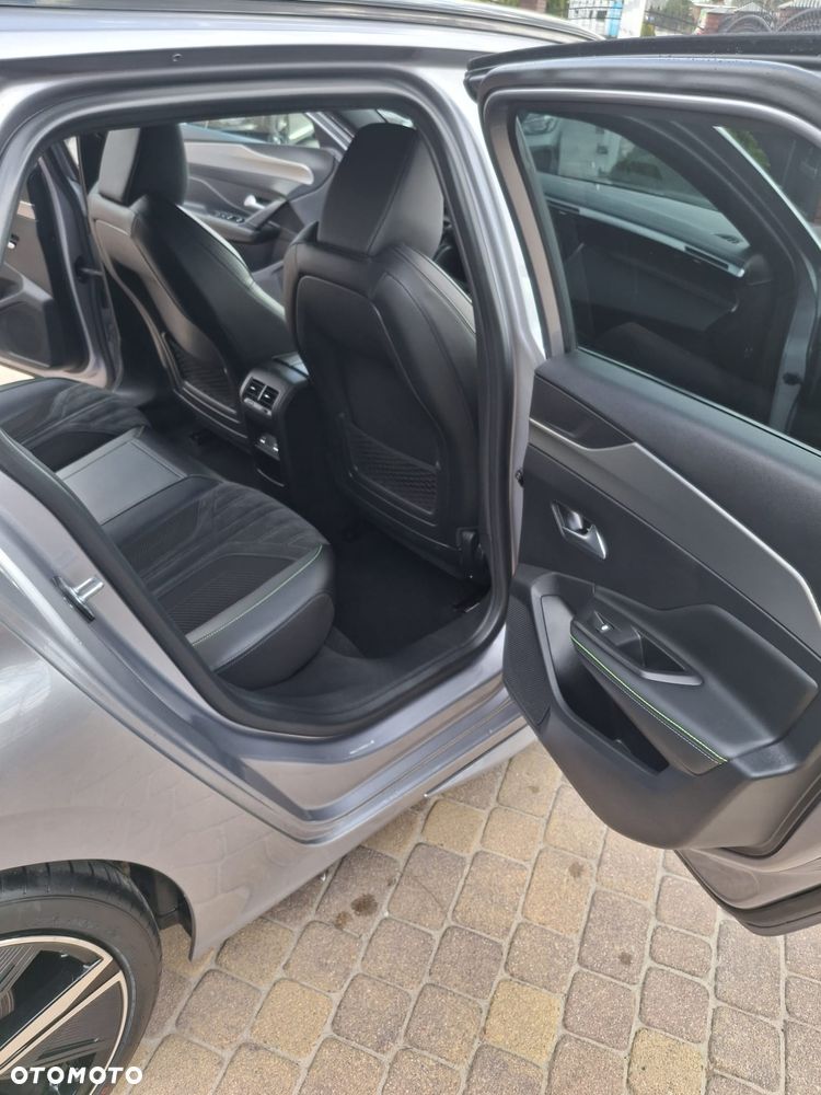 Peugeot 308 PureTech 130 EAT8 GT - 12