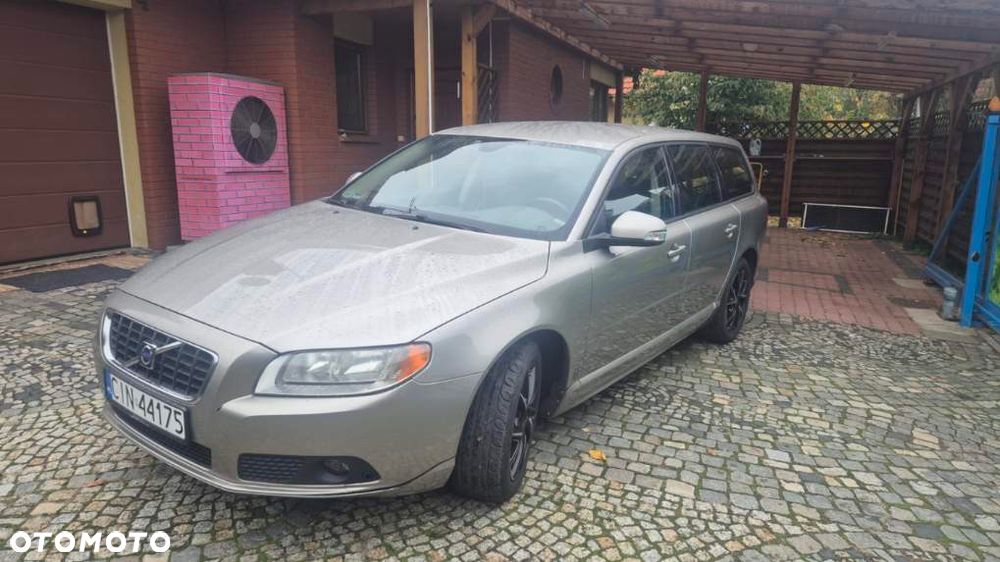 Volvo V70 - 2