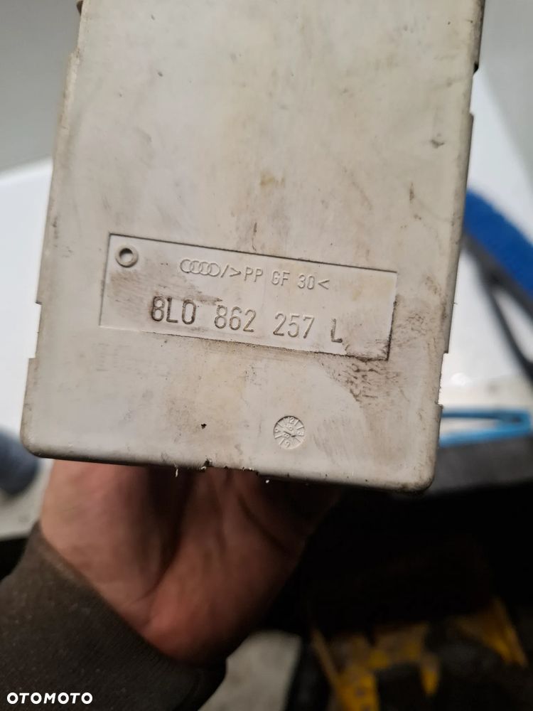 POMPKA CENTRALNEGO ZAMKA AUDI A3 8L A4 B5 A8 D2 SLASK WYSYLKA VAT - 2