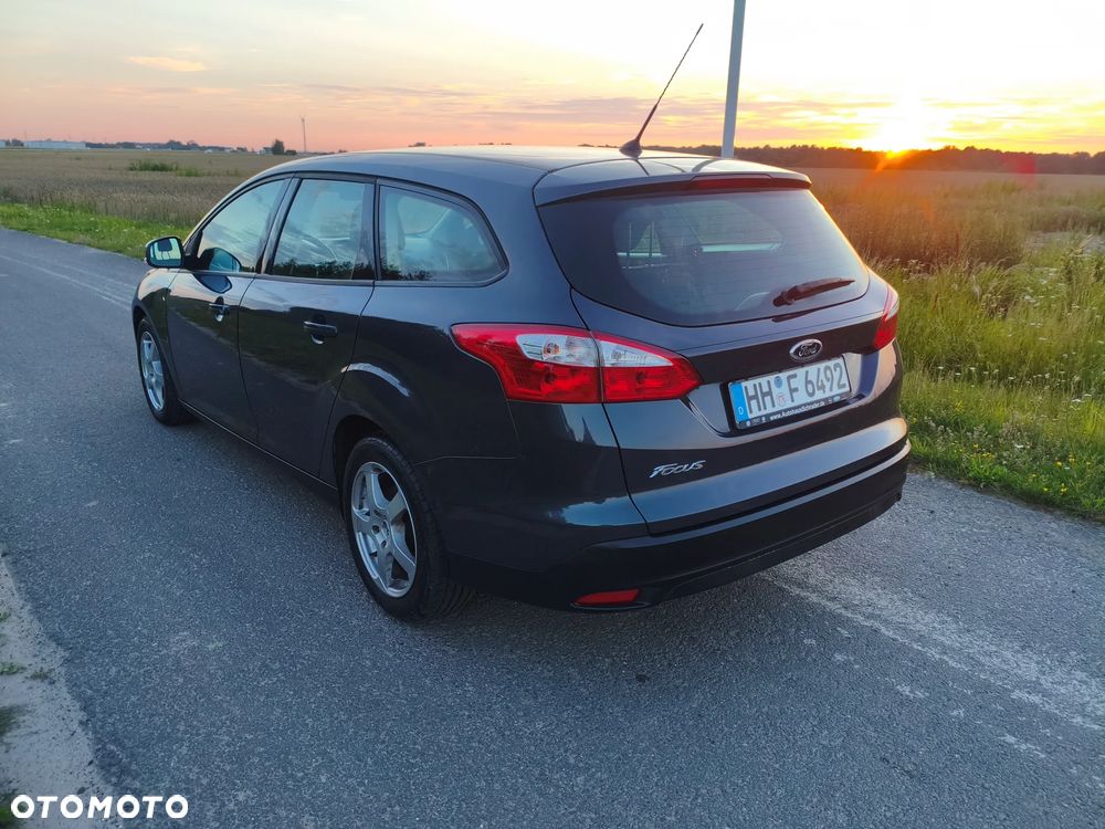 Ford Focus 1.6 TDCi Edition - 6