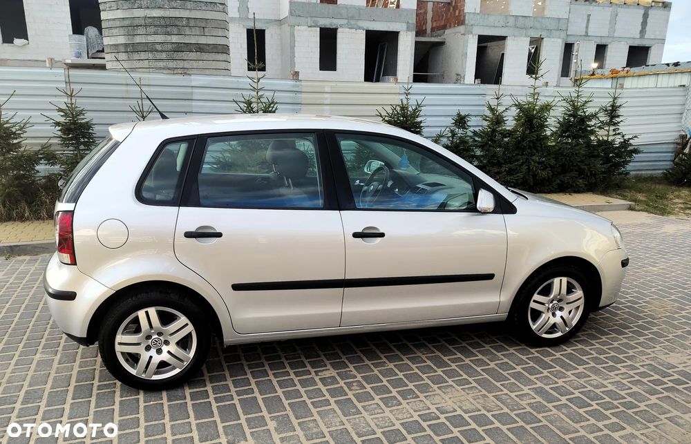 Volkswagen Polo 1.4 TDI Comfortline - 9