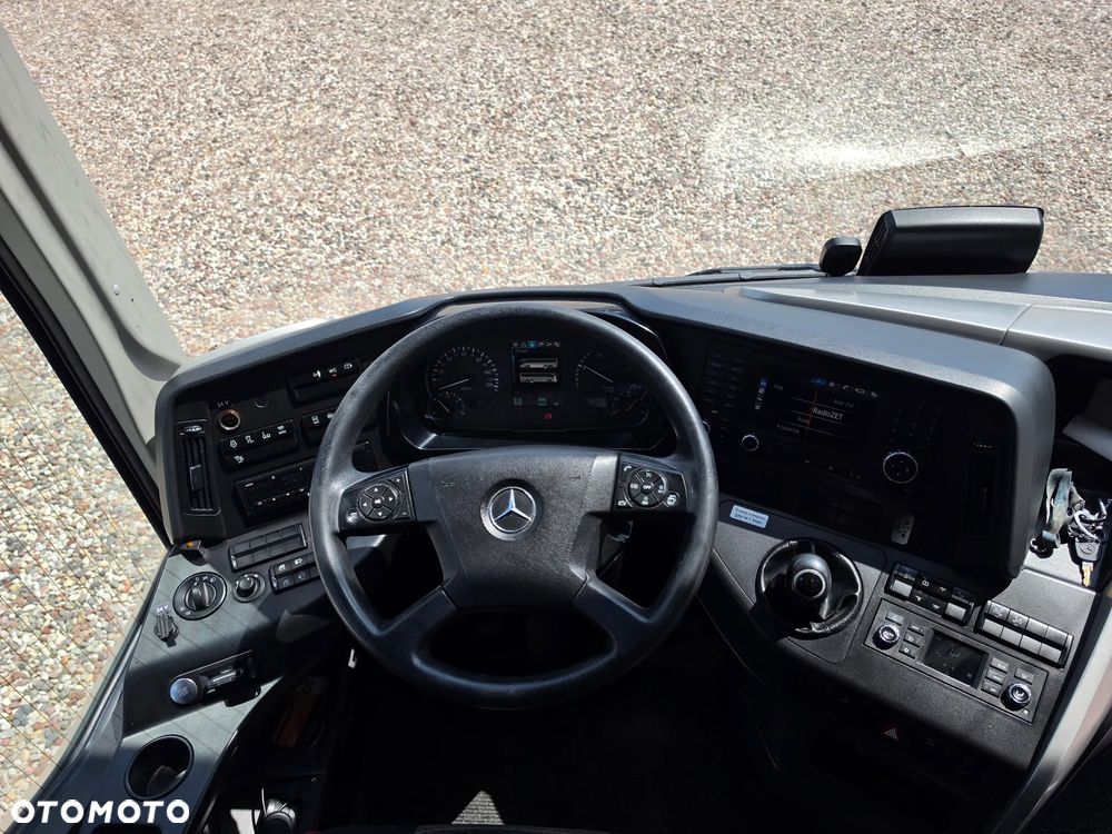 Mercedes-Benz TOURISMO dostępne od ręki - 7