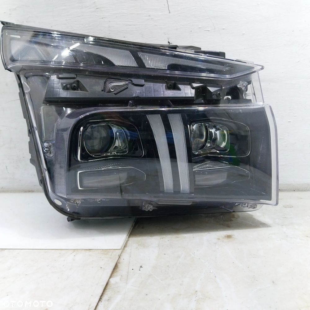 HYUNDAI SANTA FE IV LIFT - LAMPA PRAWA PRZÓD FULL LED