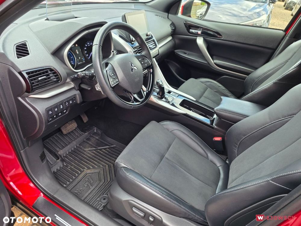 Mitsubishi Eclipse Cross - 12