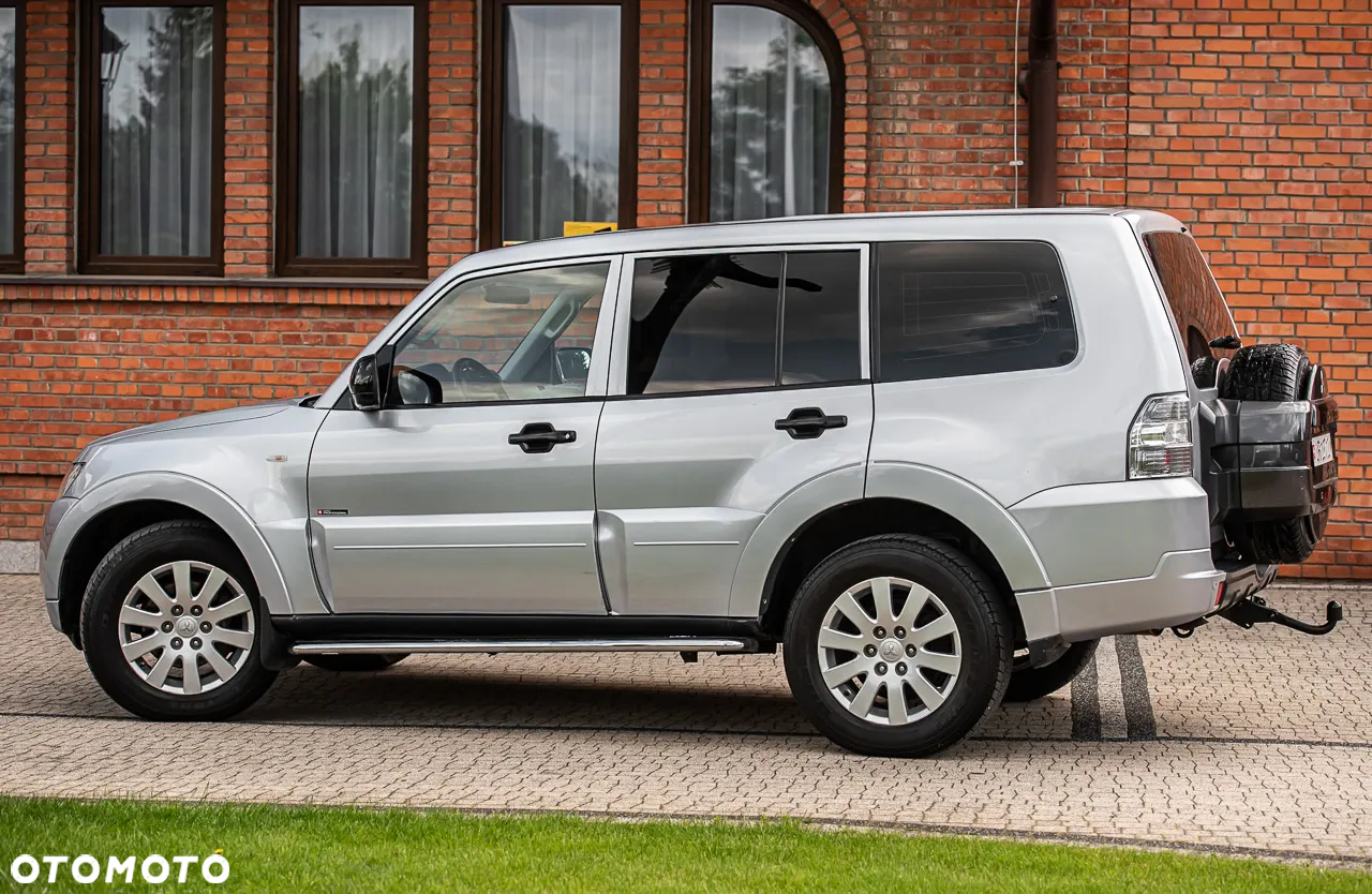 Mitsubishi Pajero 3.2 DID Intense - 13