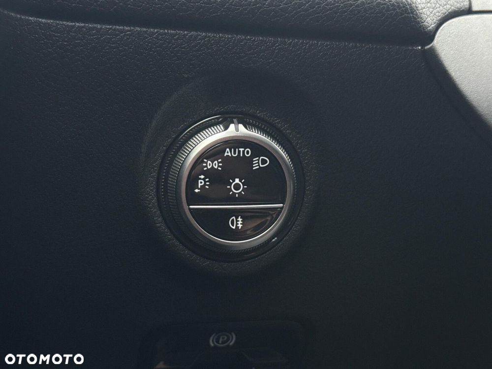 Mercedes-Benz Klasa C - 23