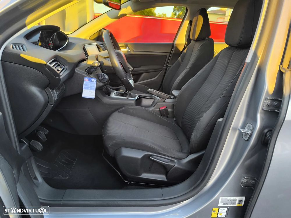 Peugeot 308 1.6 e-HDi Active - 21