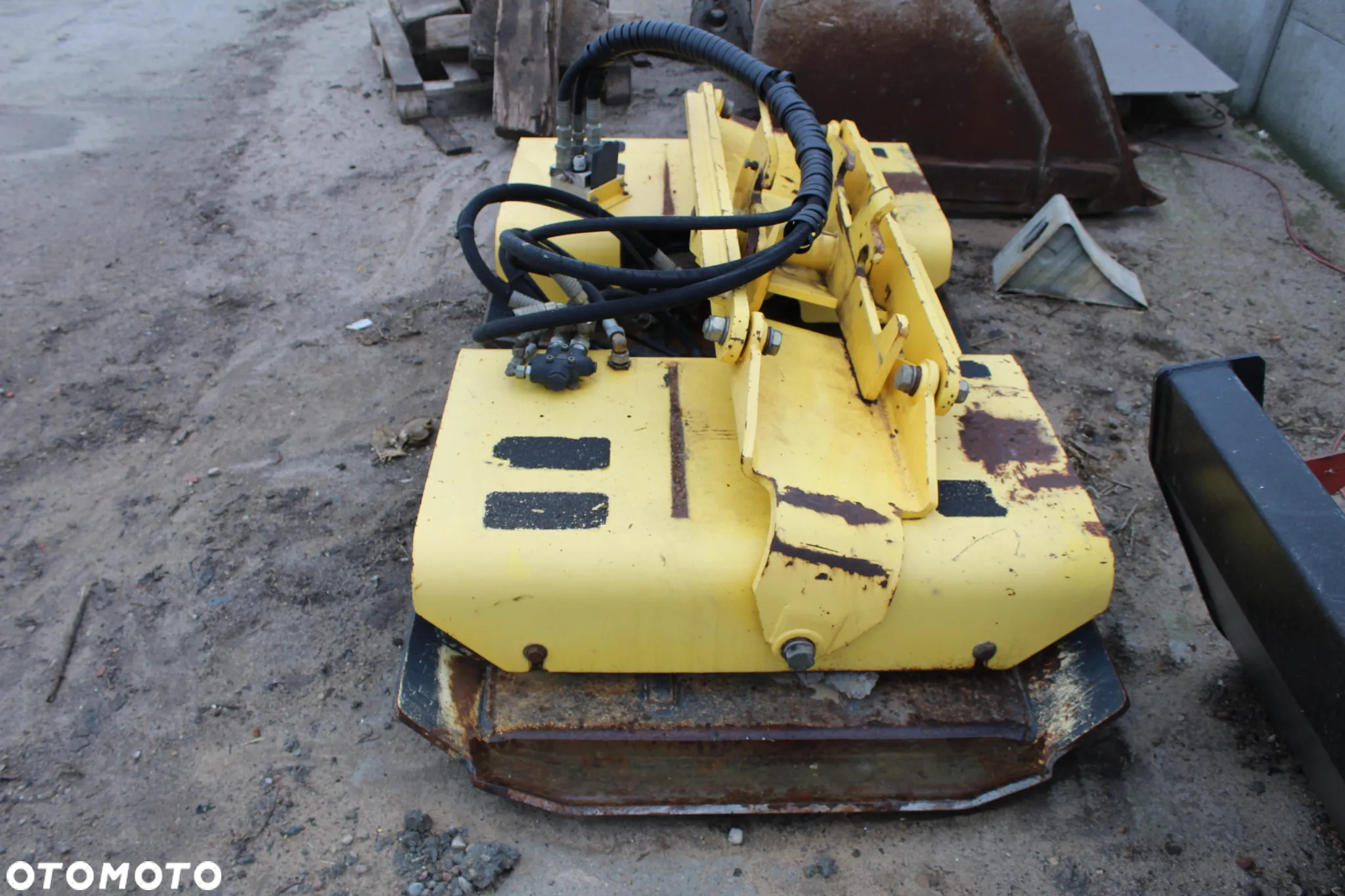 Bomag BW 213 DH - 4 - 14