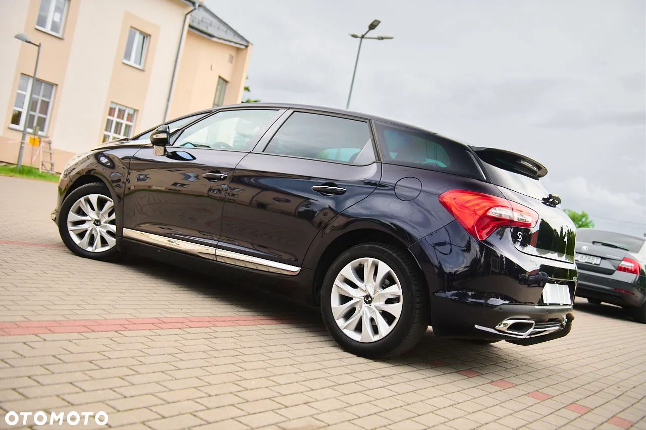 DS Automobiles DS 5 - 7