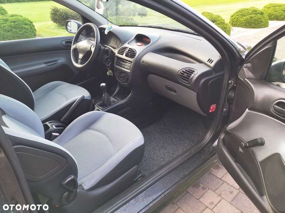 Peugeot 206 1.1 Color-Line - 12