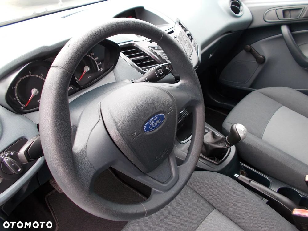 Ford Fiesta 1.25 Celebration - 20