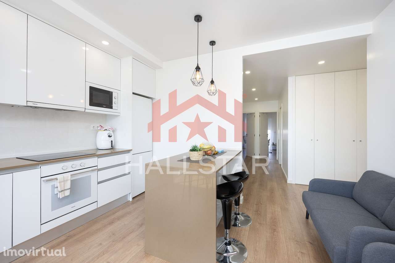 Apartamento T4 / Remodelado e Mobilado / Centro de Leiria - Grande imagem: 4/27