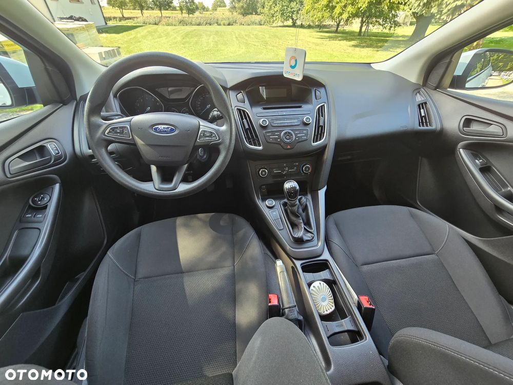 Ford Focus - 17