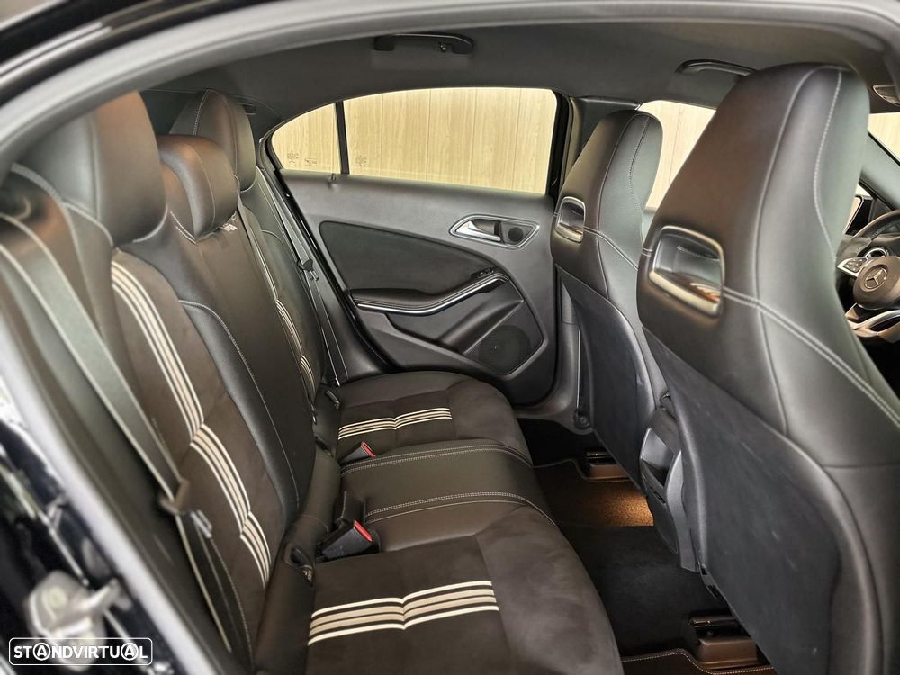 Mercedes-Benz A 200 d AMG Line - 18