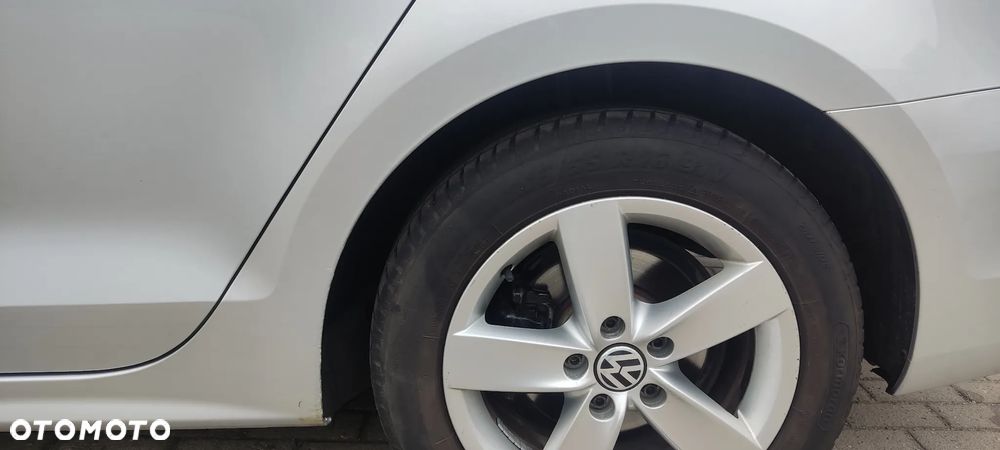 Volkswagen Jetta 2.0 TDI DPF Comfortline - 24