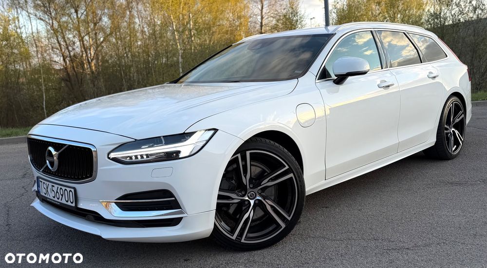 Volvo V90 T8 Twin Engine AWD Momentum - 17