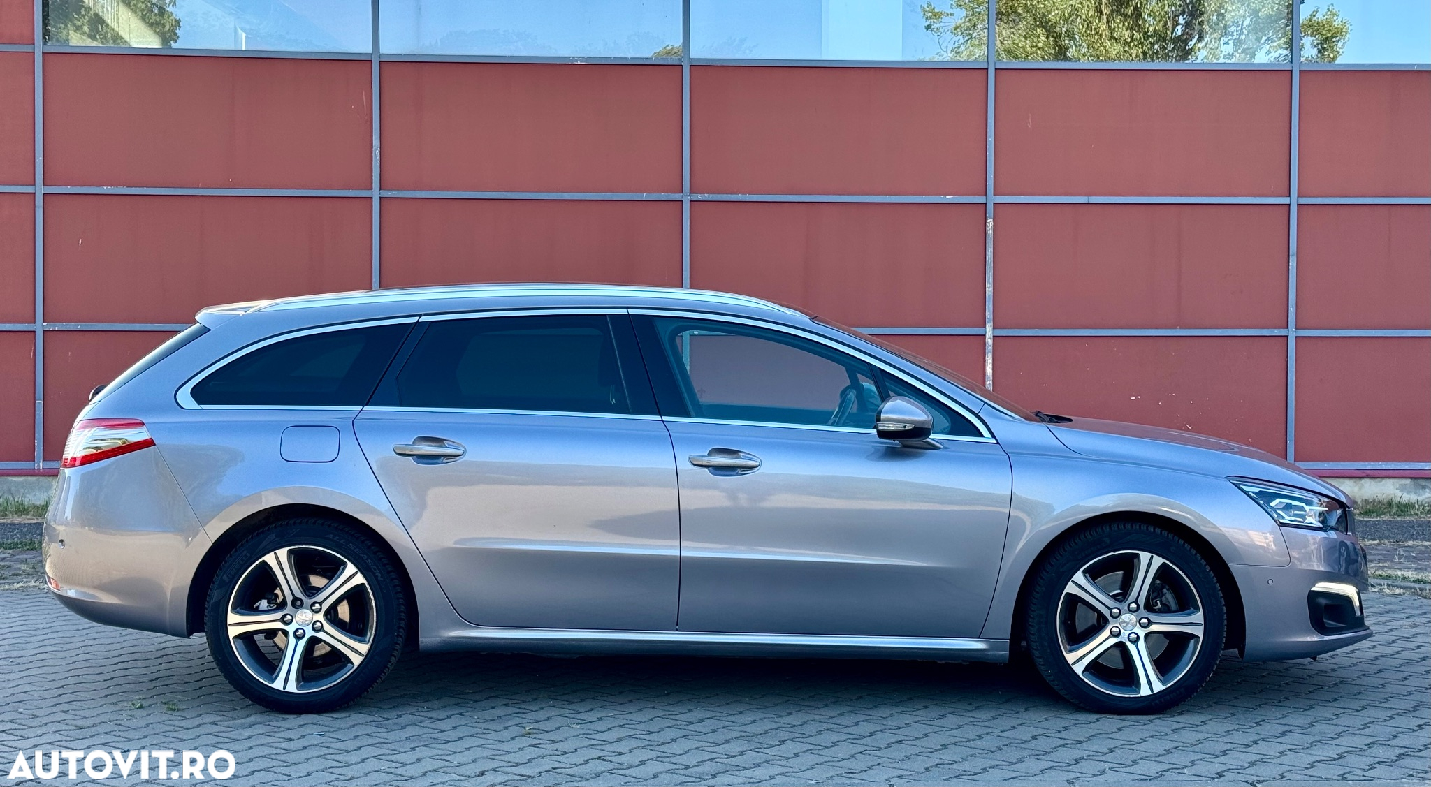 Peugeot 508 SW BlueHDi 180 EAT6 Stop&Start GT - 24