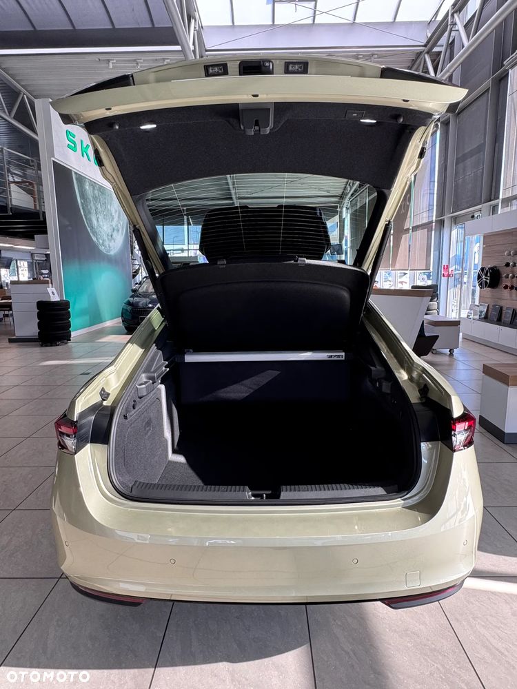 Skoda Superb 2.0 TSI Sportline DSG - 7