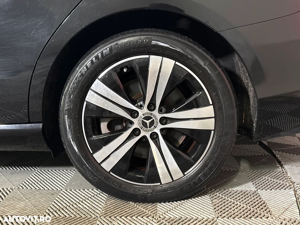 Mercedes-Benz C 300 e 9G-TRONIC - 14