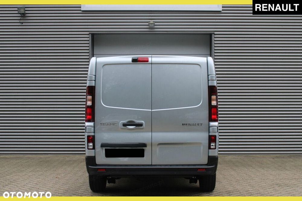 Renault Trafic L2H1 Extra AT9 2.0 150KM - 6