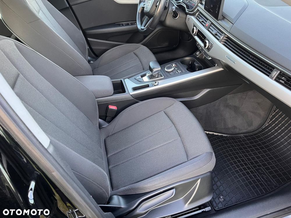 Audi A4 Avant 2.0 TDI S tronic quattro - 31