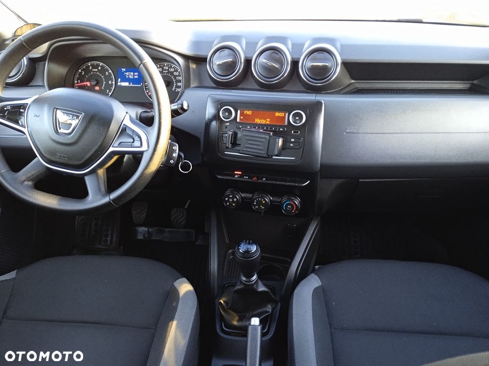 Dacia Duster 1.6 SCe Laureate S&S - 16