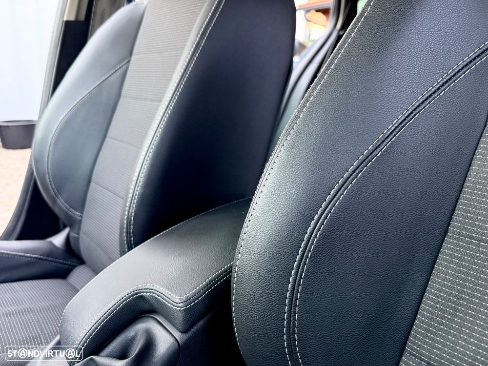 Renault Mégane BLUE dCi 115 GT LINE - 43