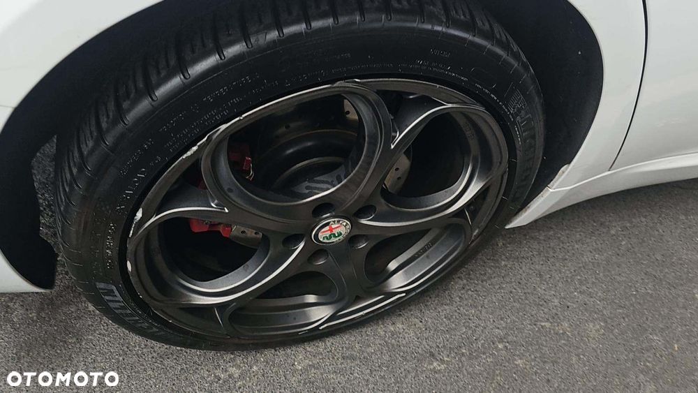 Alfa Romeo Giulia 2.0 Turbo TI Q4 - 16