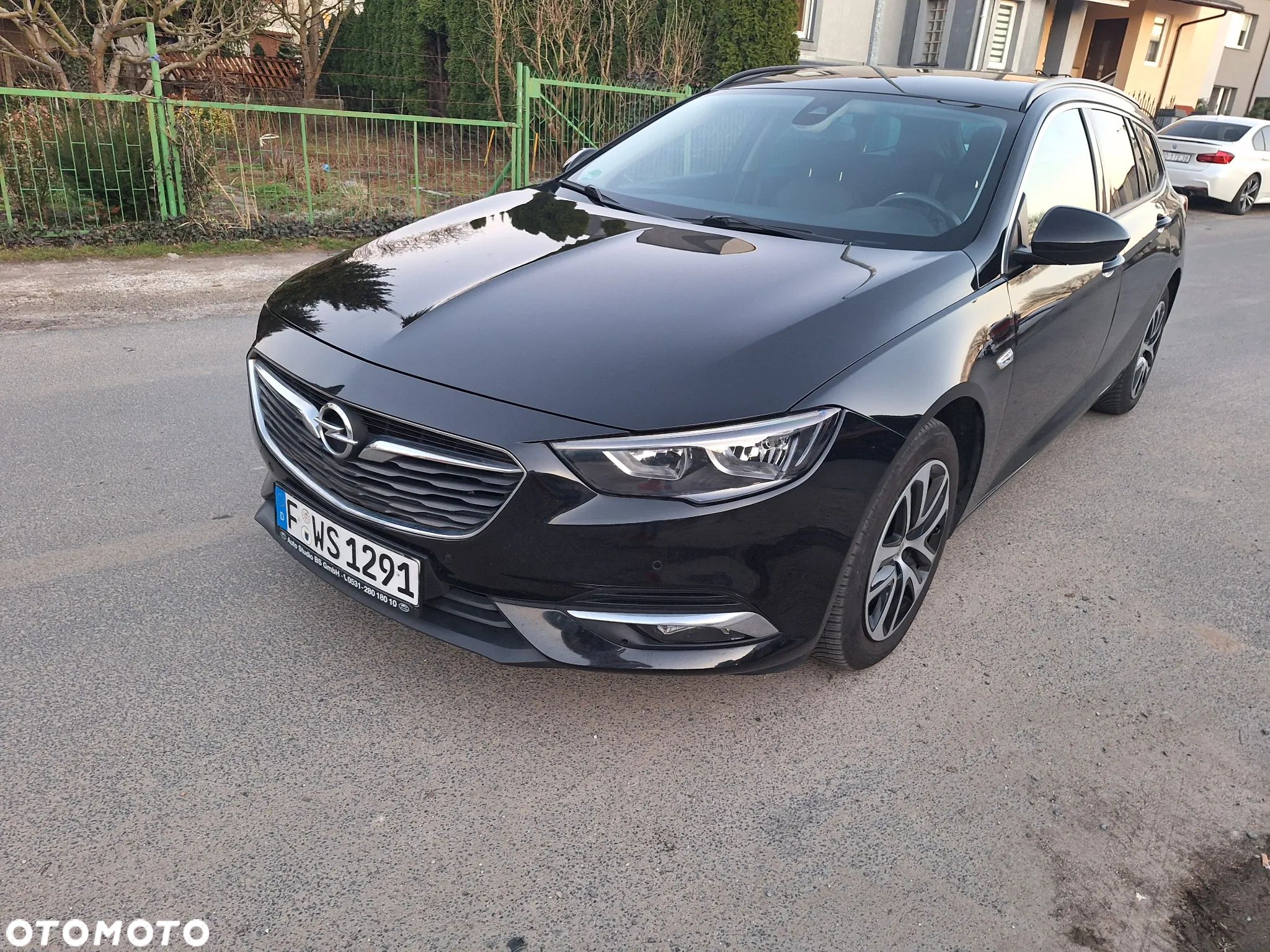 Opel Insignia - 1