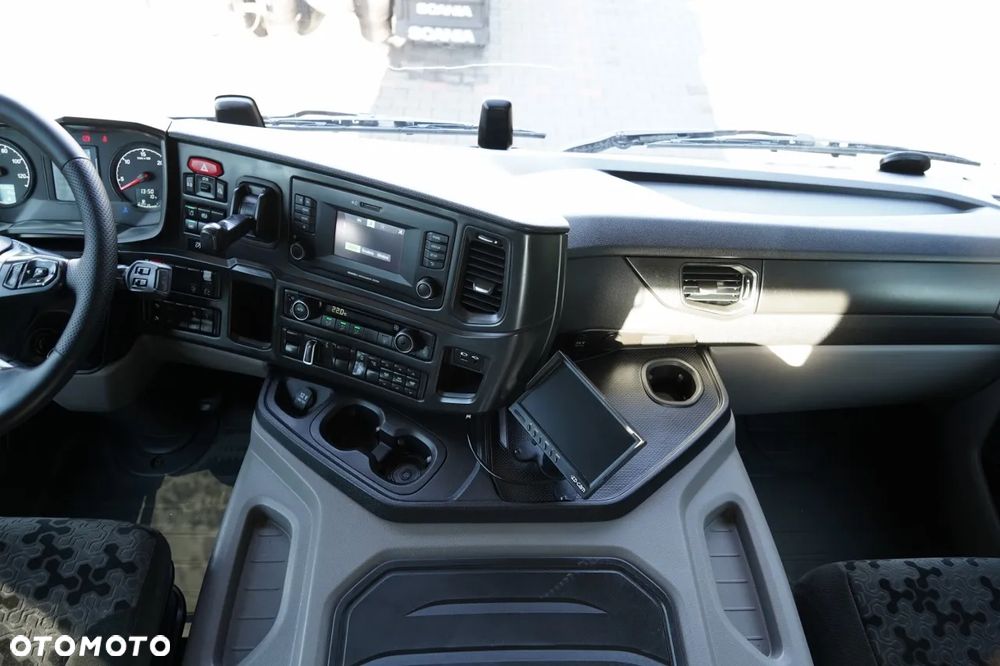 Scania P 450 / RETARDER / HYDRAULIKA / NISKA KABINA - 29