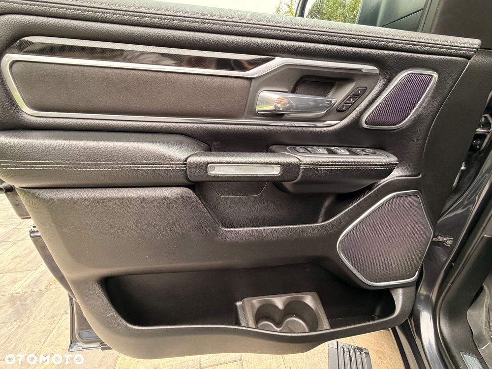 RAM 1500 5.7 Crew Cab Shortbed Laramie Sport - 17