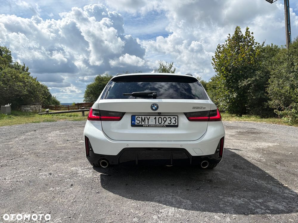 BMW Seria 3 330e M Sport - 5