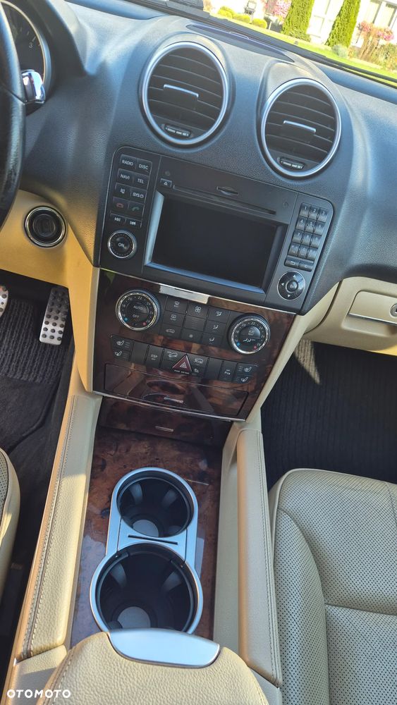 Mercedes-Benz ML 320 CDI 4-Matic - 11