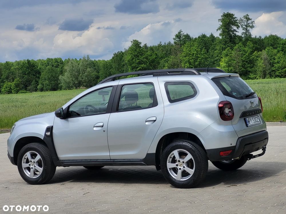 Dacia Duster 1.6 SCe Essential - 9