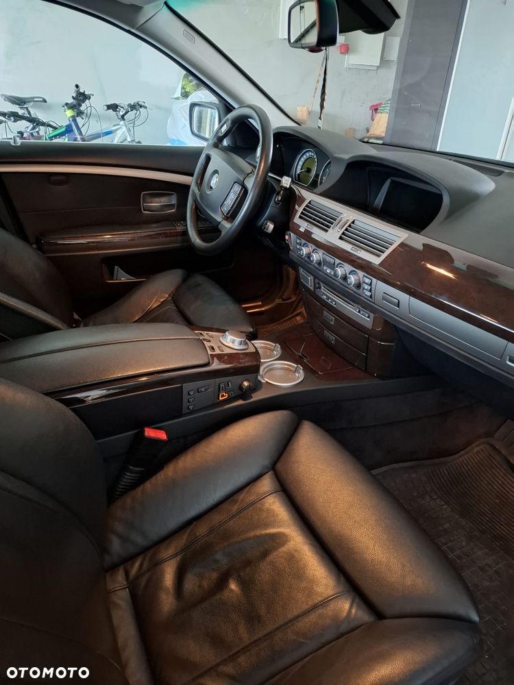 BMW Seria 7 - 5