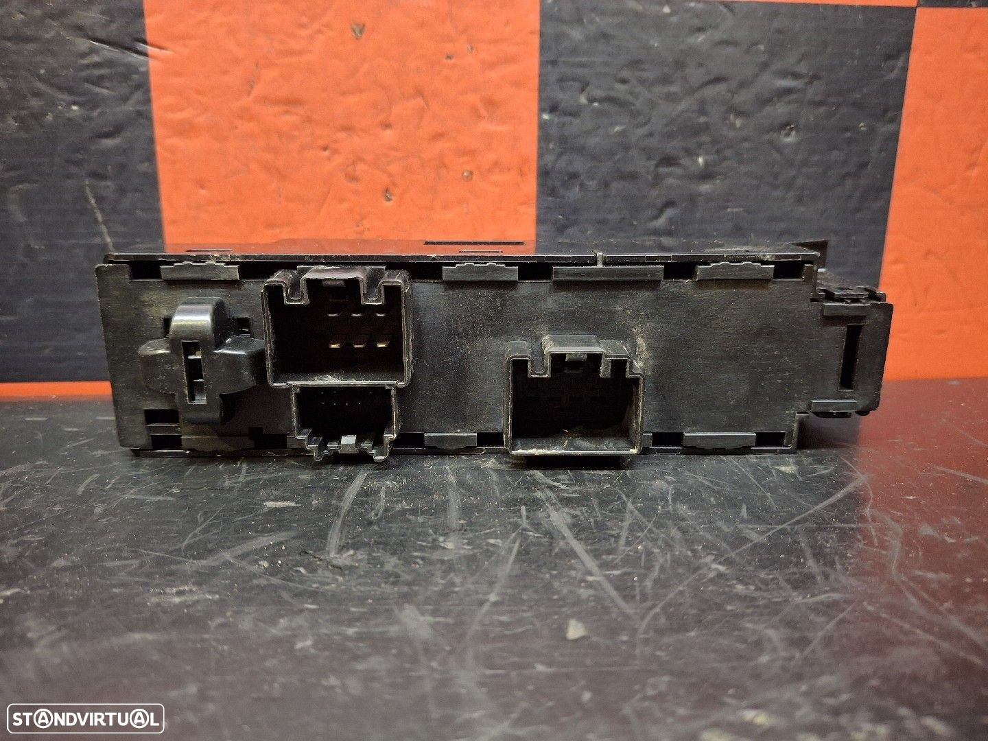 Interruptor De Vidros Frente Esquerdo Ford Transit Connect V408 Caixa - 2