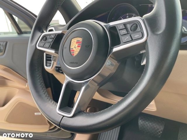 Porsche Cayenne Platinum Edition - 30