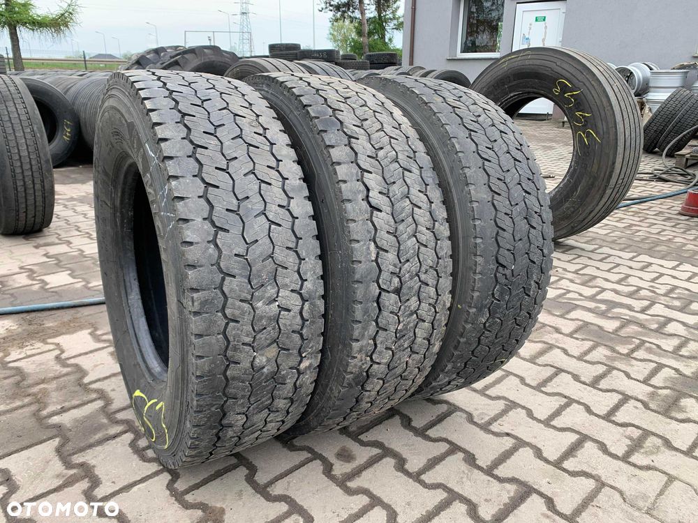 285/70R19.5 Opony MICHELIN X MULTI D 5-8mm Napęd XMULTI - 1