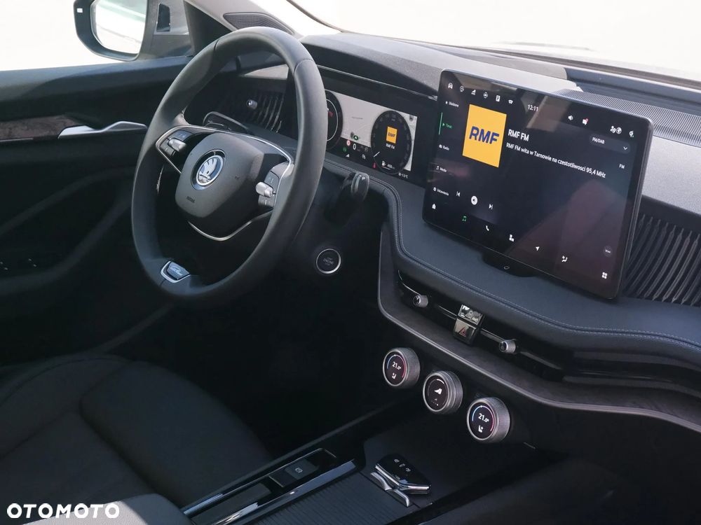 Skoda Superb 2.0 TSI 4x4 L&K DSG - 25