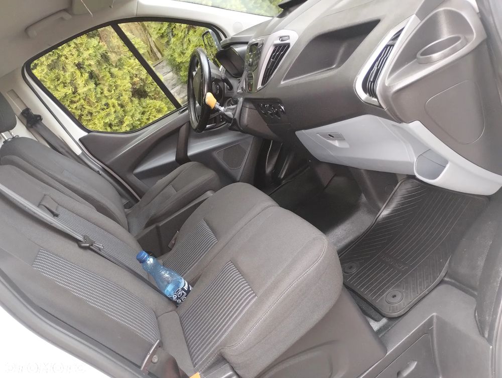 Ford TRANSIT CUSTOM - 2