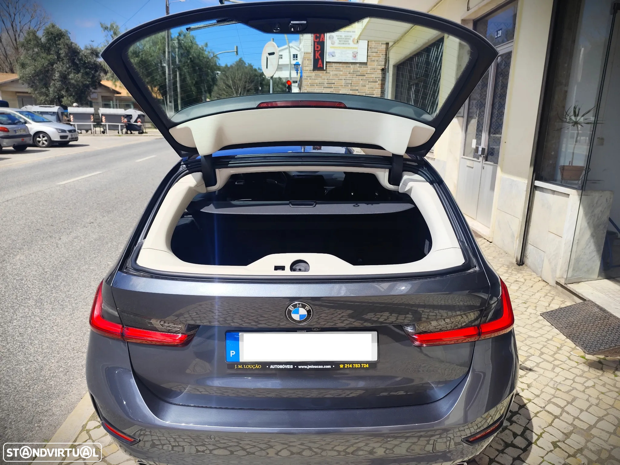 BMW 320 d Touring Auto - 21
