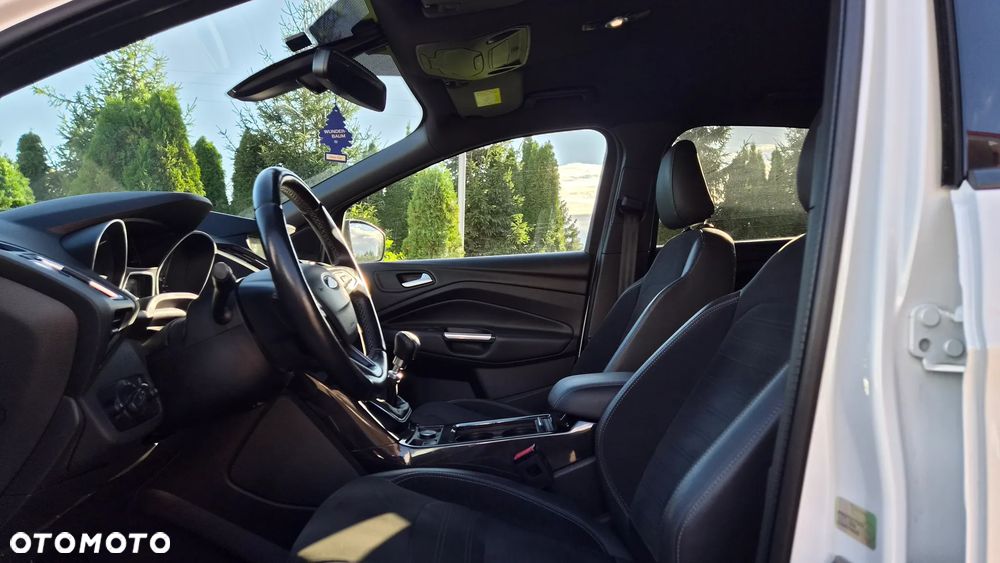 Ford Kuga 2.0 TDCi FWD ST-Line - 10